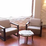 La Carreta Hotel