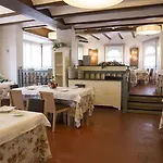 拉卡雷塔酒店