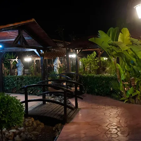 La Carreta Hotel 3*