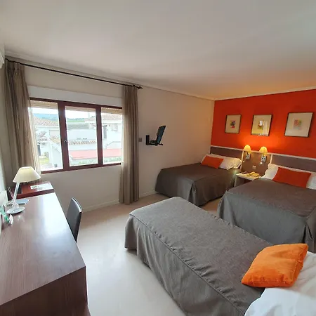 La Carreta Hotel