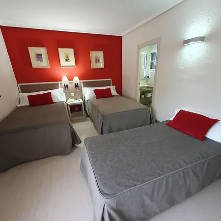 La Carreta Hotel 3*