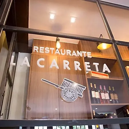 La Carreta Hotell Chiva