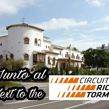 La Carreta Hotel Chiva